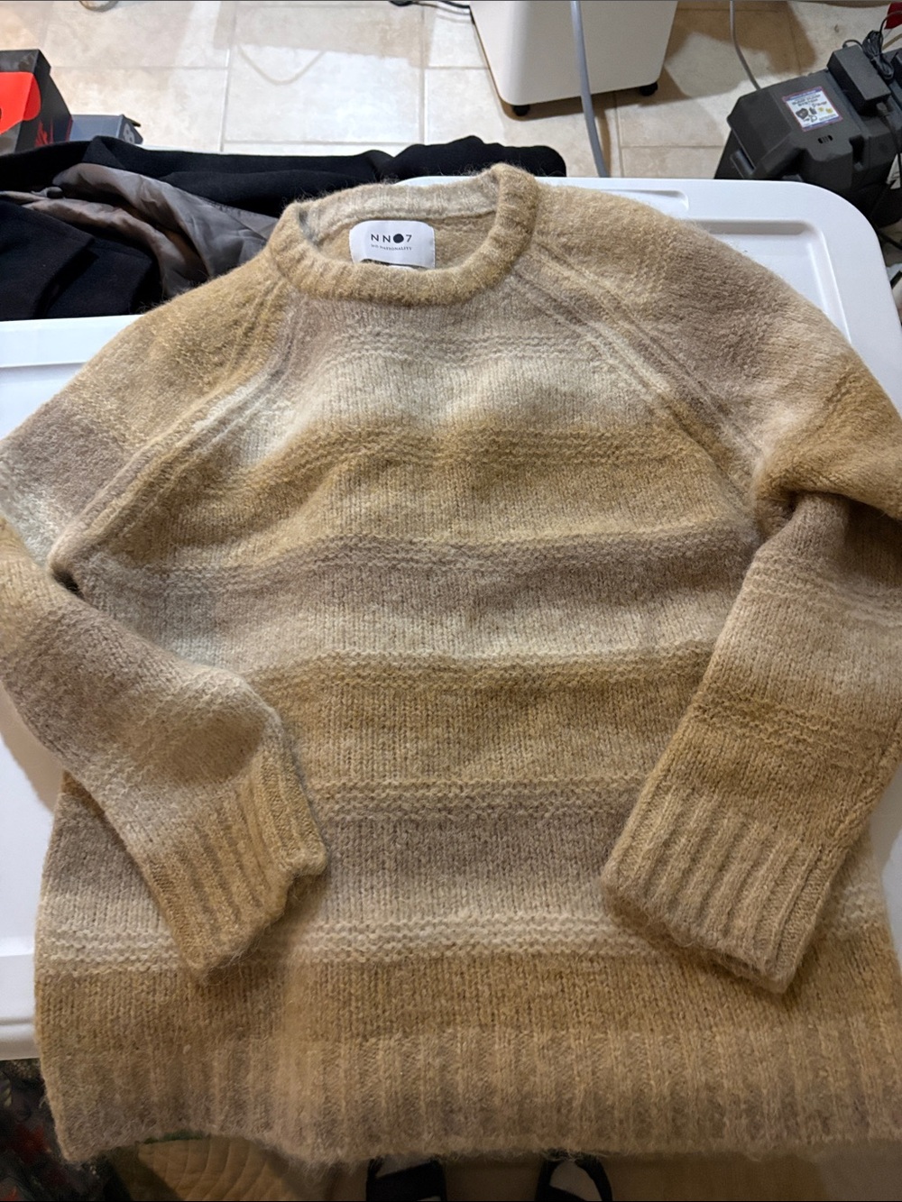 NN07 Men's Crewneck Mohair-Blend Sweater in Beige Gradient